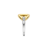 Connected Triangle Vintage Zirconia Ring