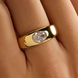Bold Oval Zirconia Ring