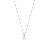 Necklace with pearl